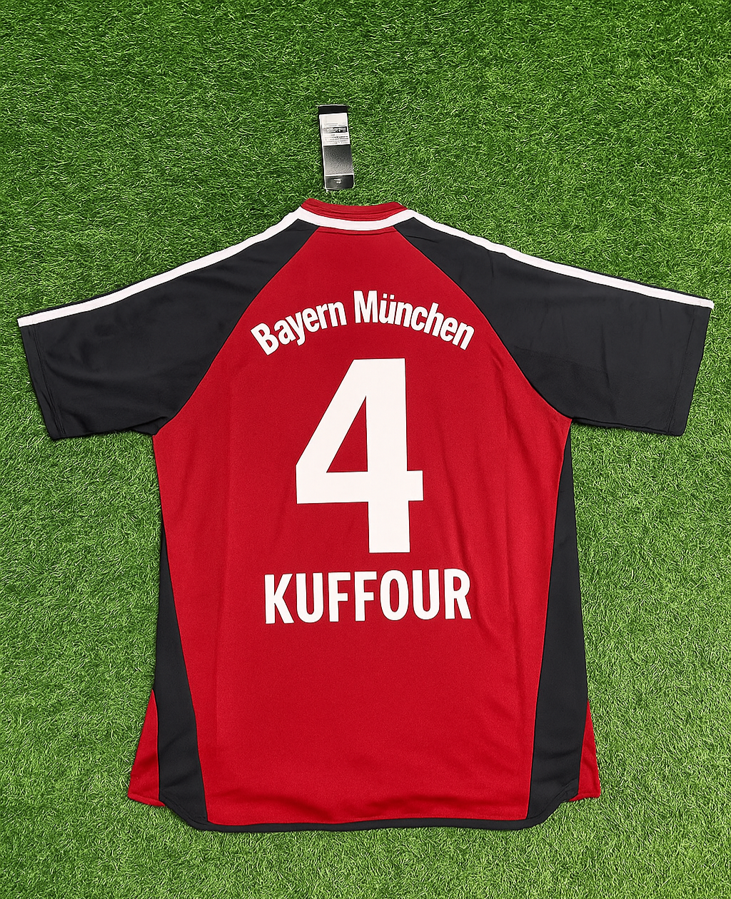 Samuel Kuffour Bayern Munich 2001/2002 Red Retro Football Jersey