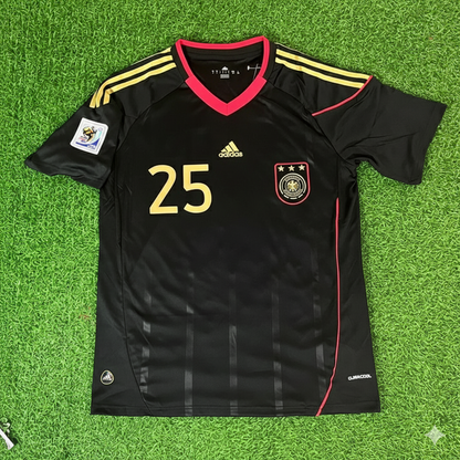 Thomas Müller - Germany Deutschland 2010 World Cup Black Jersey Trikot