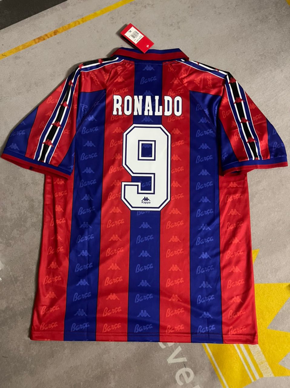 Barcelona Retro Classic Football Home Jersey Ronaldo Nazario