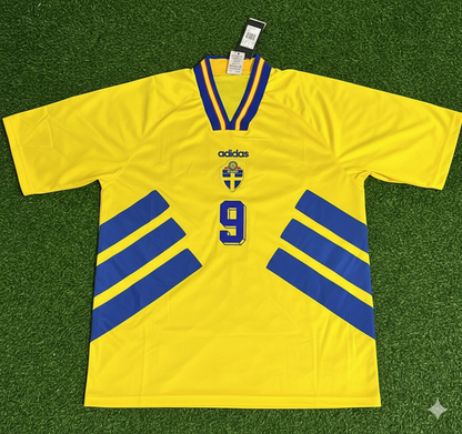 Alexander Isak Sweden Retro Football Jersey Kit