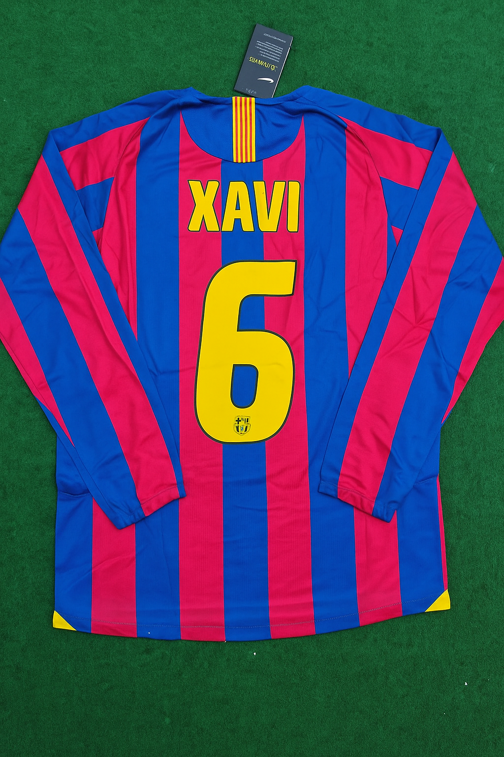 Xavi Hernandez Barcelona 2014 Retro Jersey