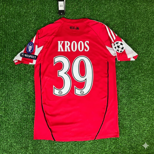 Toni Kroos Bayern Munich 2010/11 Home Jersey Trikot