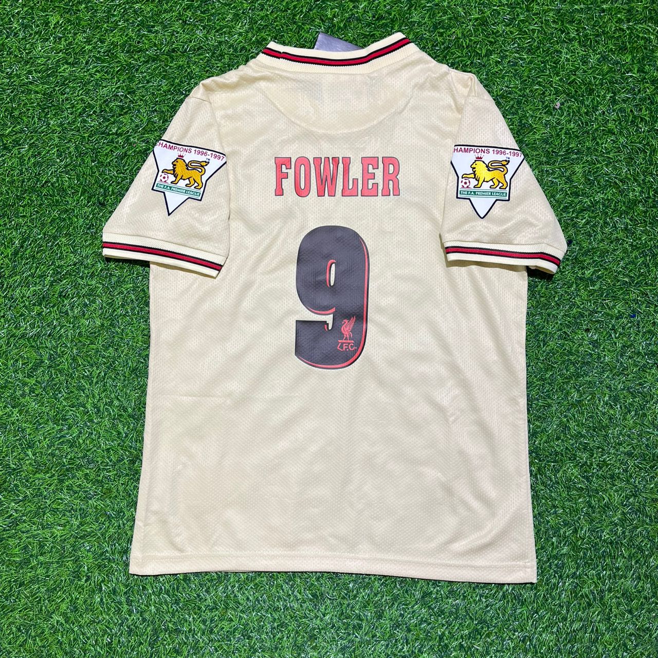 Robbie Fowler Liverpool 1996 1997 Retro Beige White Retro Jersey