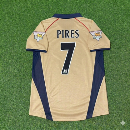 Robert Pirès #7 Arsenal 2001-2002 Away Golden Retro Jersey