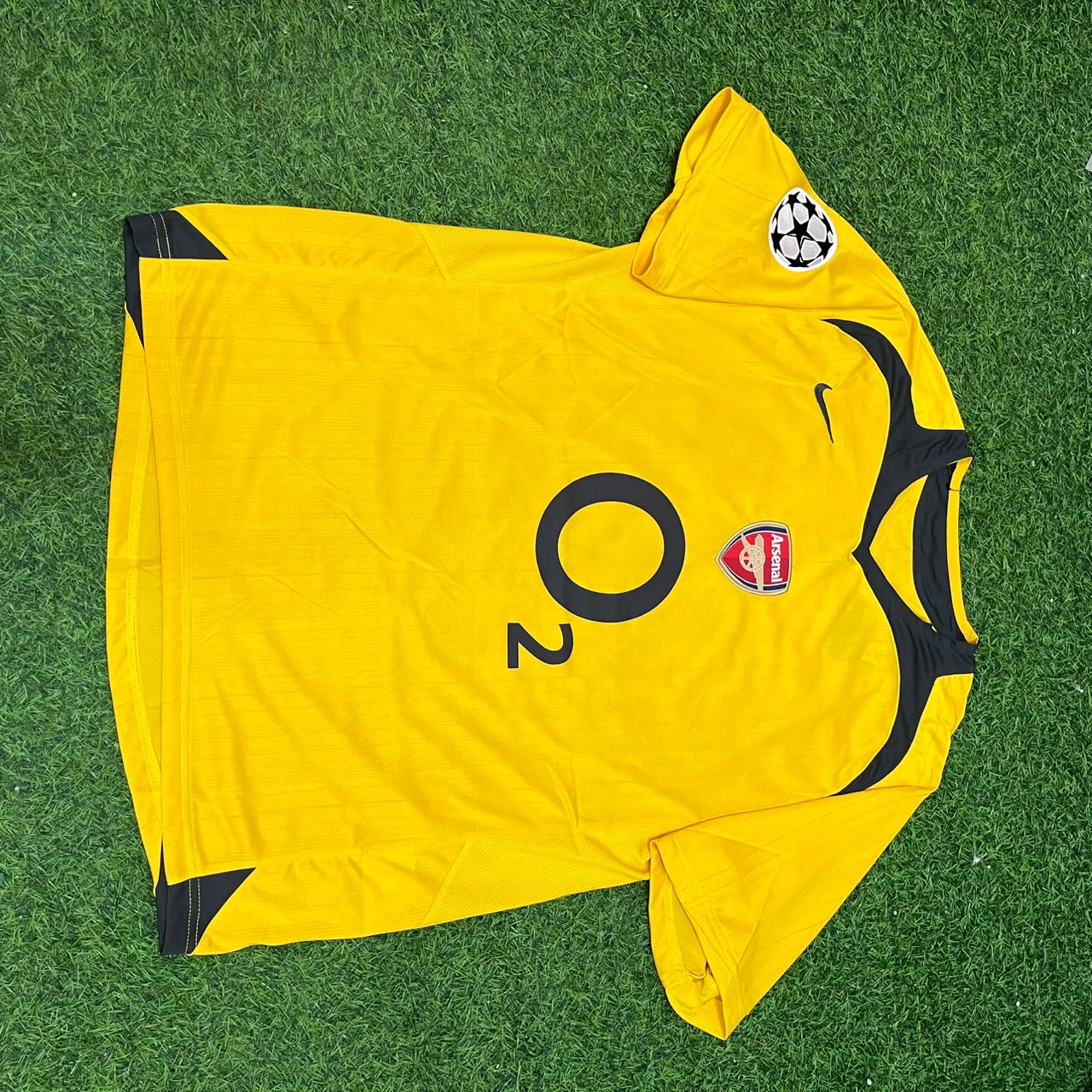 Robert Pires 7 - Arsenal 2005/06 Yellow Retro Kit Jersey Trikot Maillot Maglia