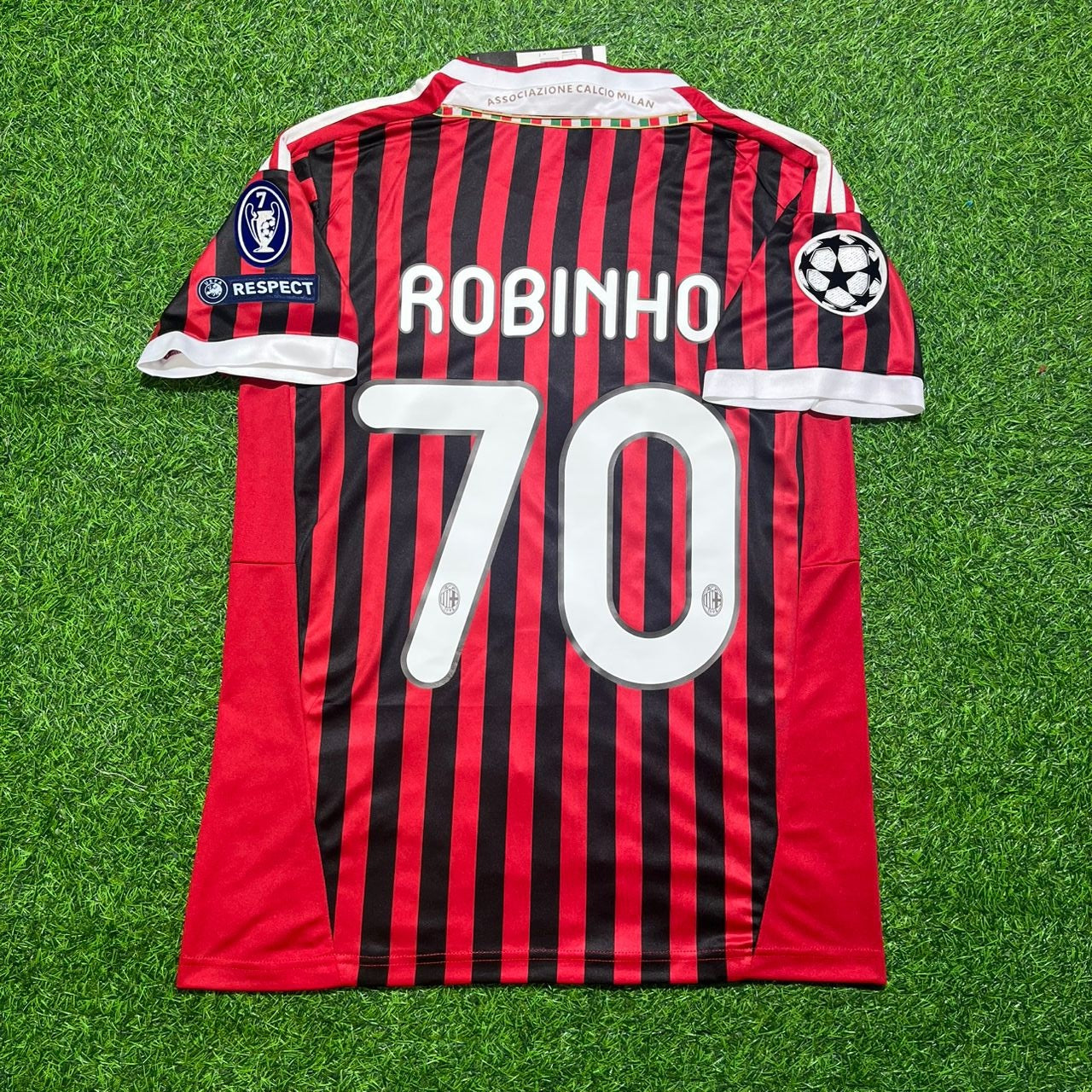 Robinho 70 - AC Milan Home 2011/12 Retro Kit Jersey Maillot Trikot Soccer Shirt