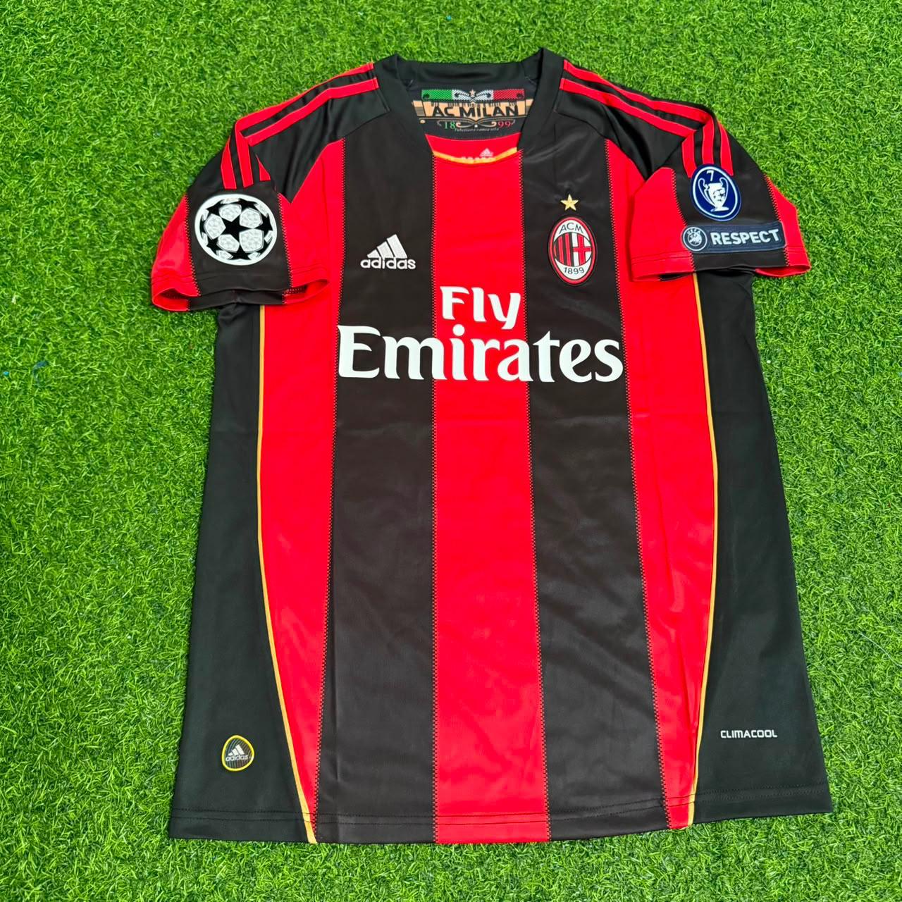 Robinho 70- Milan 2010/2011 Home Retro Jersey Trikot