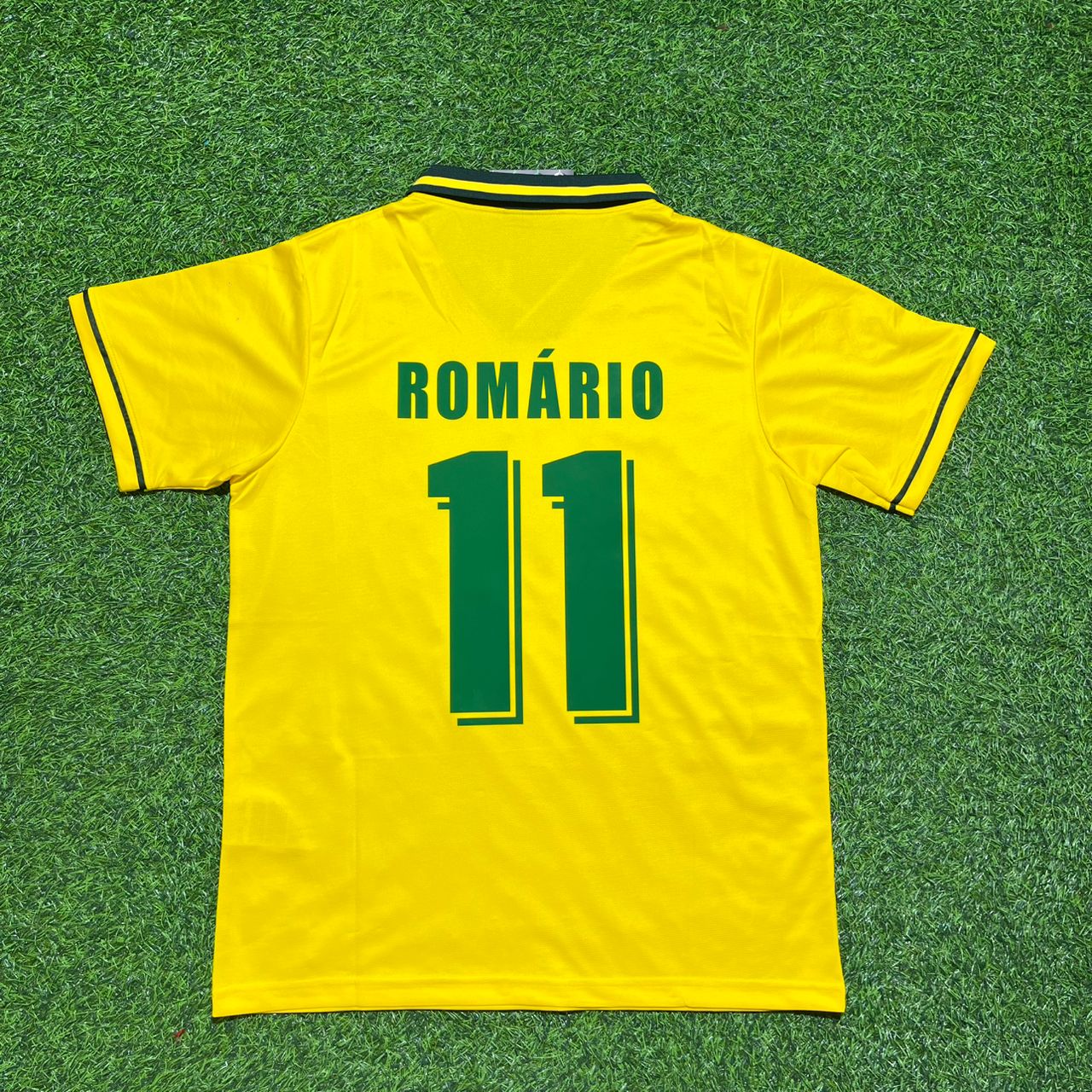 Romário #11 Brazil 1994 World Cup Final Retro Football Jersey