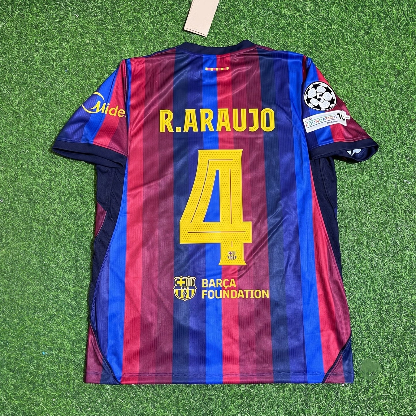 Ronald Araujo #4 Barcelona 2027 New Season Champions League Patch Home Jersey Trikot Maillot Soccer Shirt