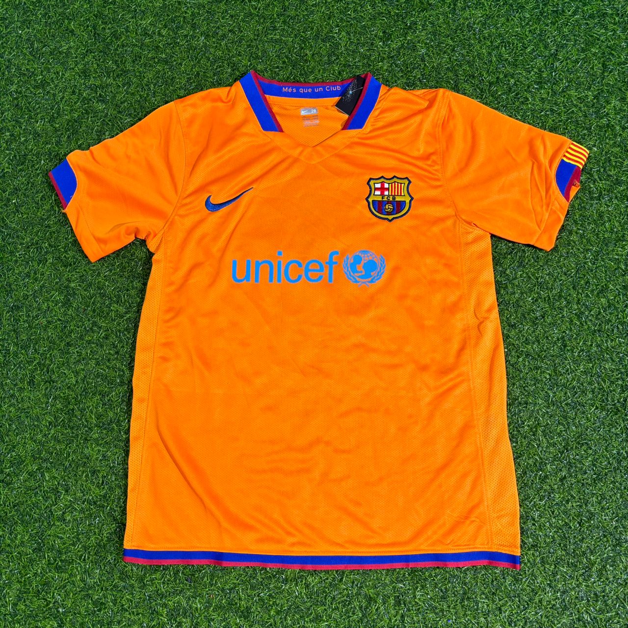 Ronaldinho Barcelona 2006-2007 Orange Retro Football Jersey