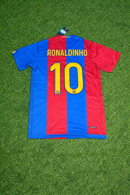 Ronaldinho Gaucho Barcelona 2006/2007 Home Retro Football Jersey
