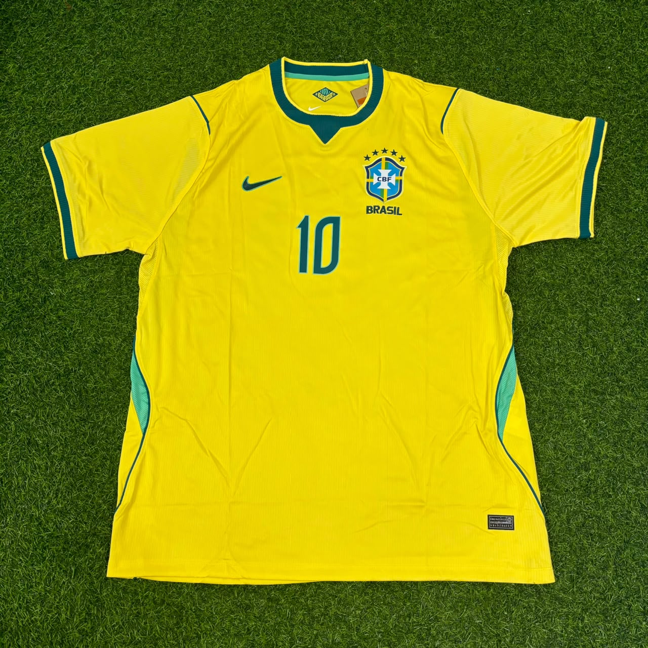 Maillot de football rétro Ronaldinho Brésil 