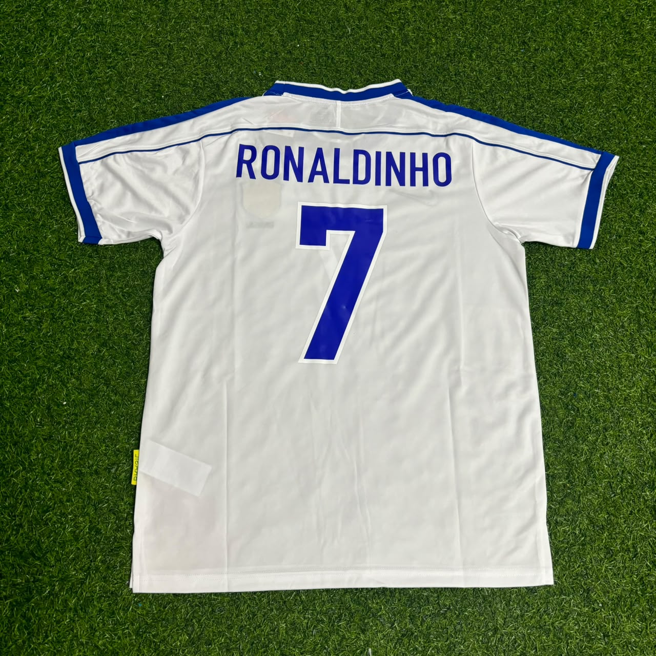 Maillot de foot rétro Ronaldinho #11 Brésil Coupe du Monde 1998