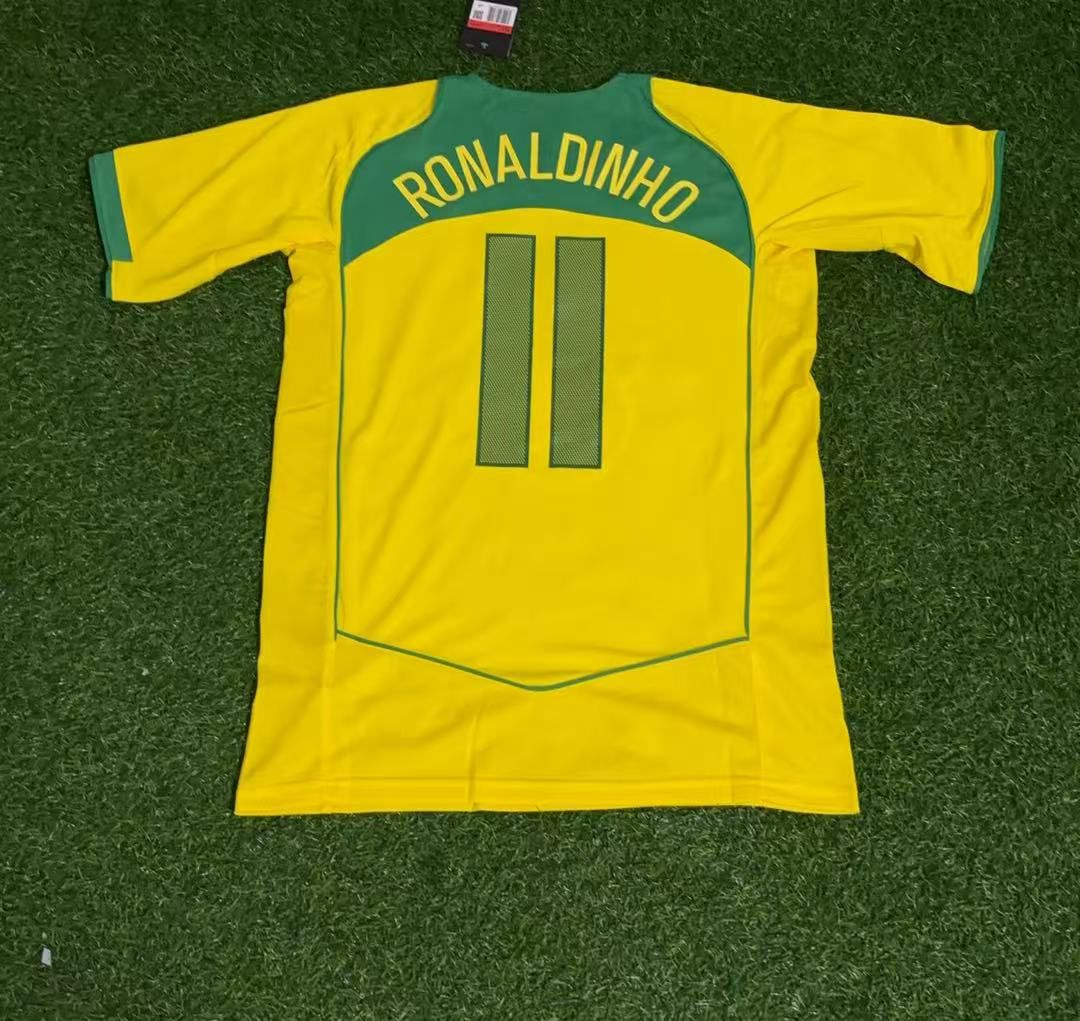 Ronaldinho Gaucho #11– Brazil 2006 World Cup Retro Kit Jersey – | Trikot | Maillot Soccer Shirt