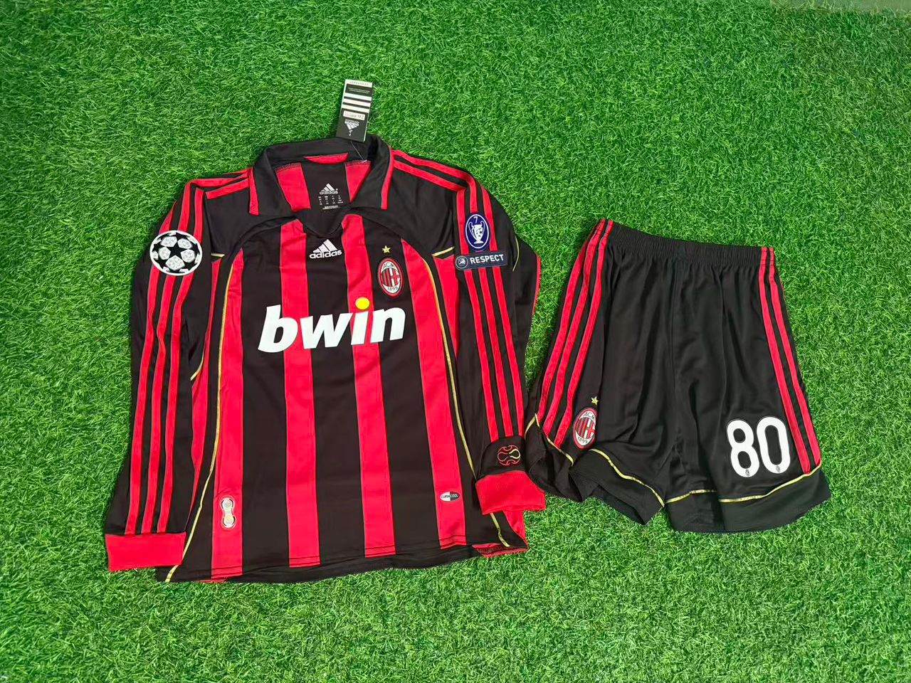 Maillot de football rétro à manches longues Ronaldinho Gaúcho AC Milan 2009 domicile
