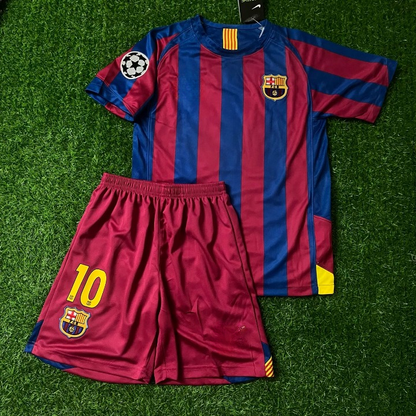 Ronaldinho Gaucho Barcelona 05/06 Home Kids Kit – Kit Jersey for Children – | KinderTrikot | Maillot Enfant Soccer Shirt
