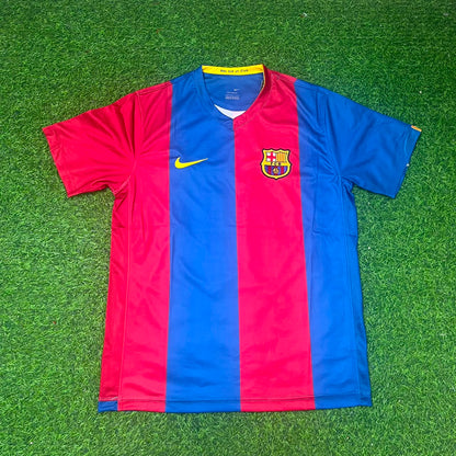 Ronaldinho Gaucho Barcelona 2006/2007 Home Retro Football Jersey