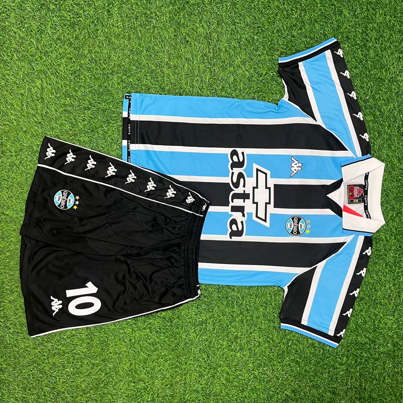 Ronaldinho Gaucho Gremio 2000 Kids Retro Football Jersey
