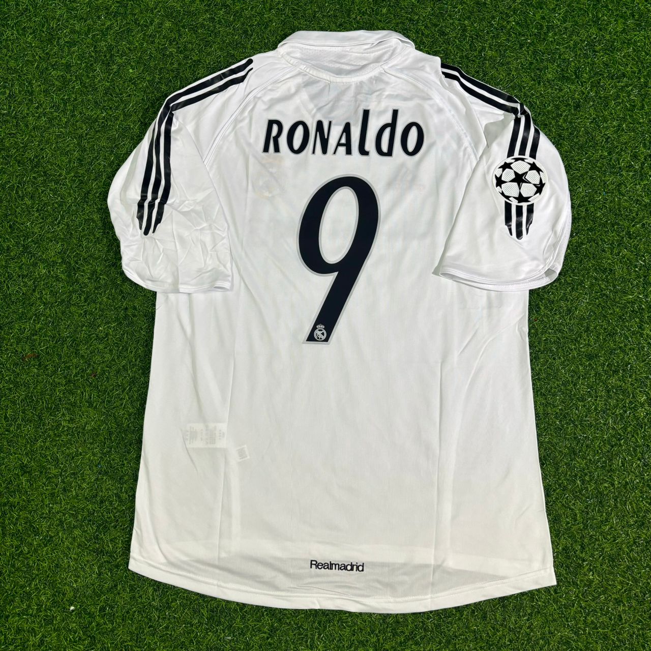 Ronaldo Nazario Real Madrid 2005-2006 White Football Jersey