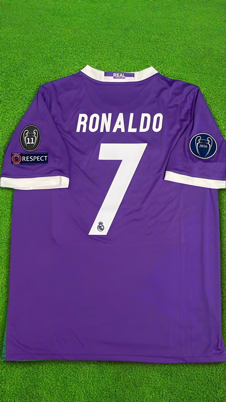 Cristiano Ronaldo Real Madrid Purple Retro Jersey Trikot