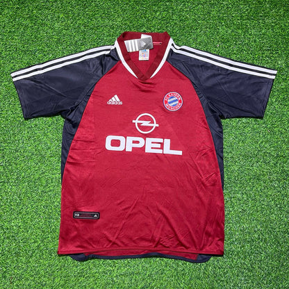 Roque Santa Cruz Bayern Munich 2001/2002 Red Retro Football Jersey
