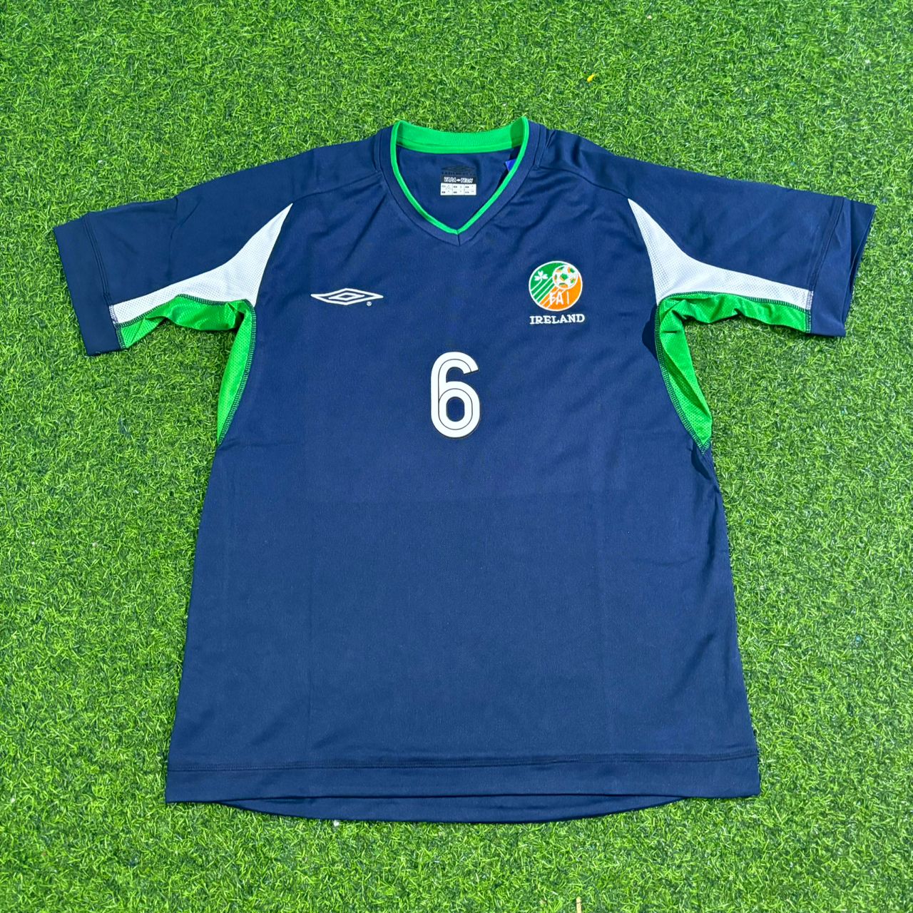 Roy Keane Ireland 2002 World Cup Retro Football Jersey