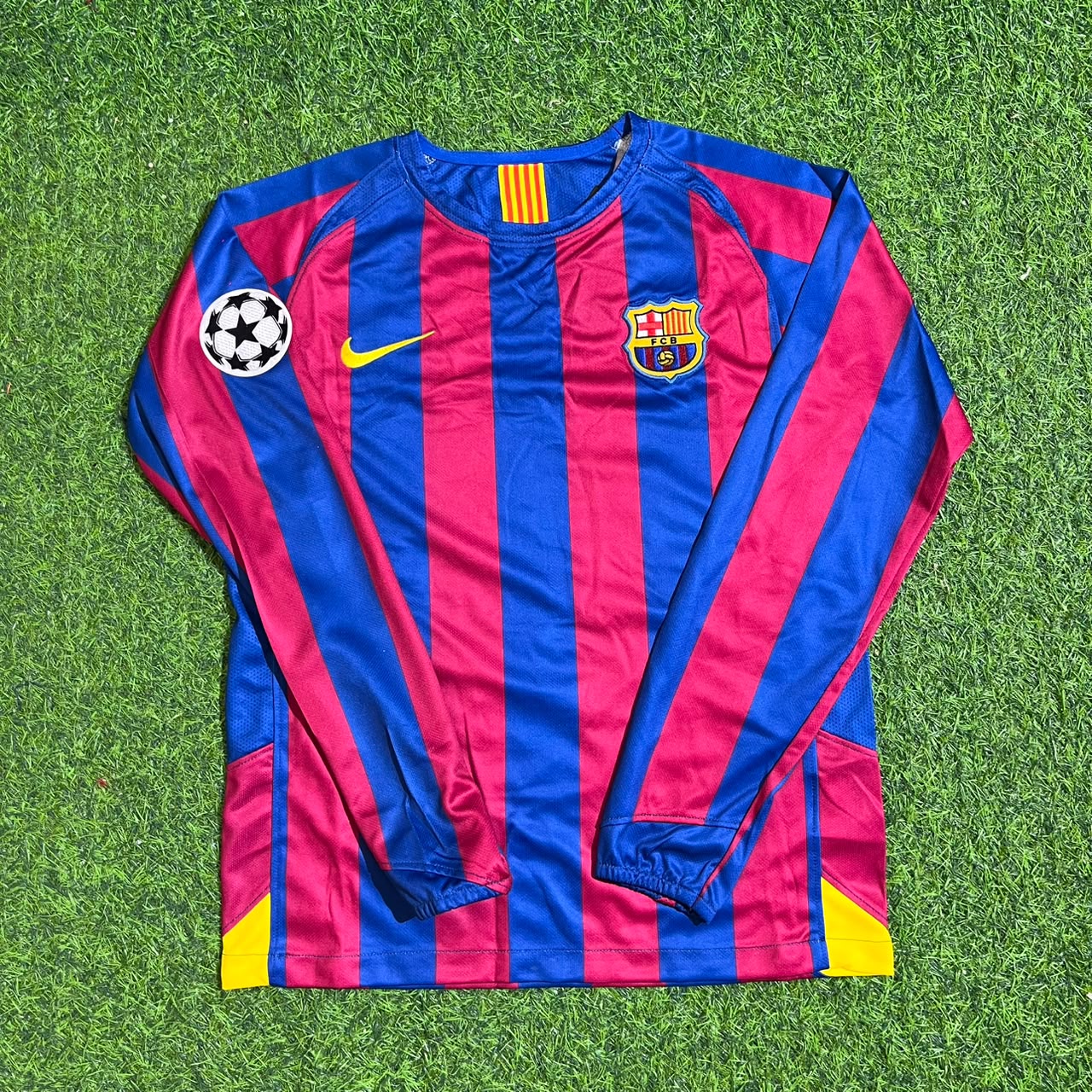 Samuel Eto'o Barcelona 2005-2006 Long Sleeve Kids Retro Football Jersey