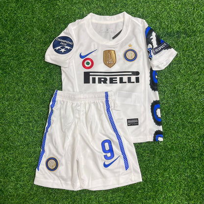 Samuel Eto’o Inter 2010–2011 White Dragon Retro Kids Football Jersey Kit