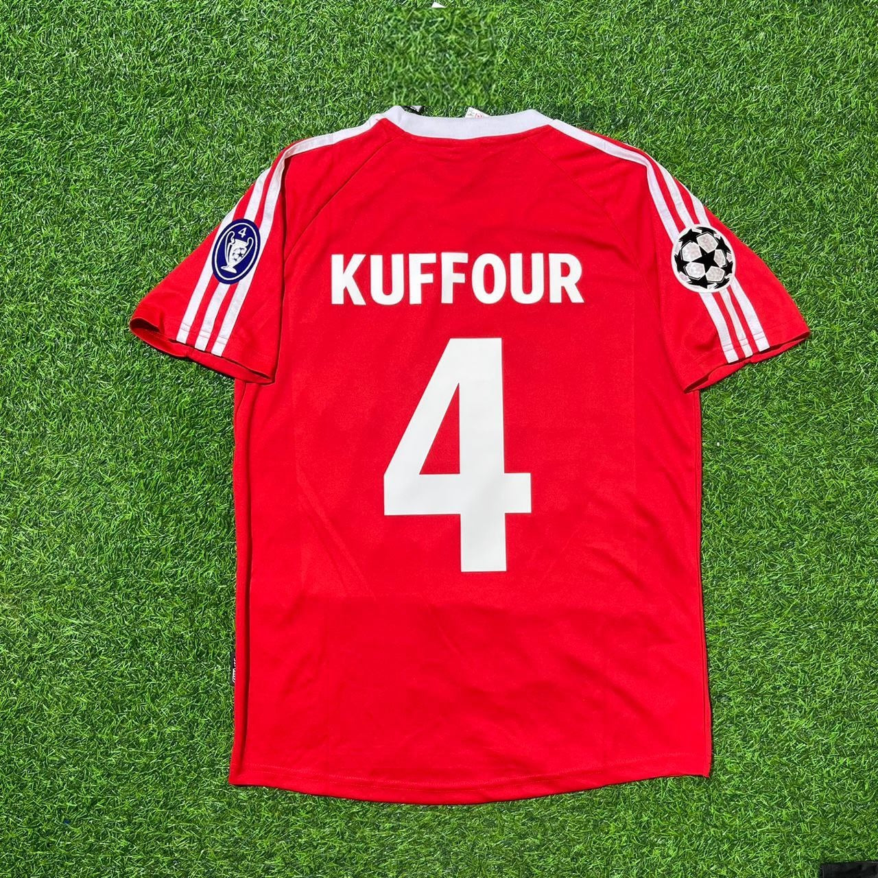 Samuel Kuffour FC Bayern Munich 2000/2001 Retro Fußballtrikot