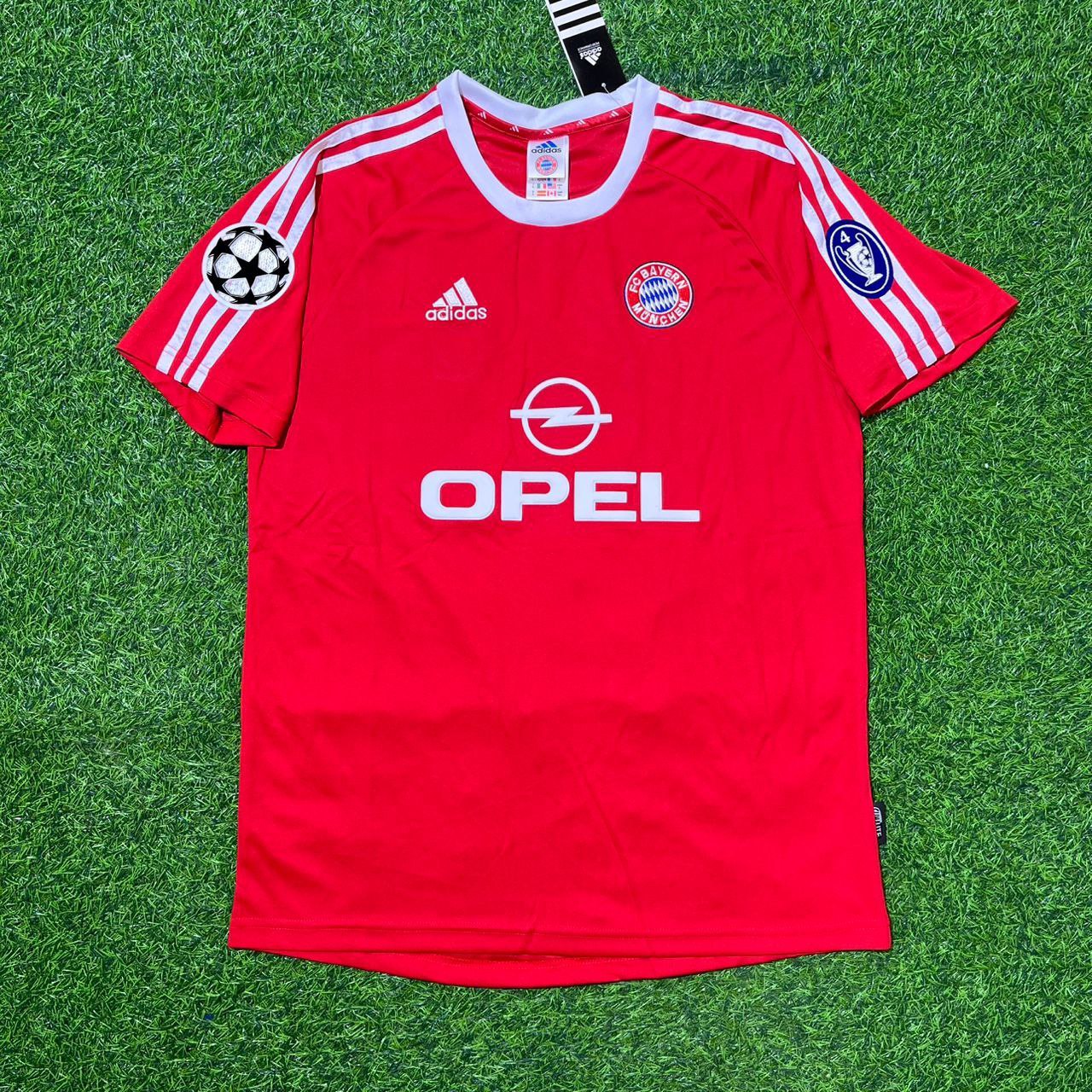Samuel Kuffour FC Bayern Munich 2000/2001 Retro Fußballtrikot