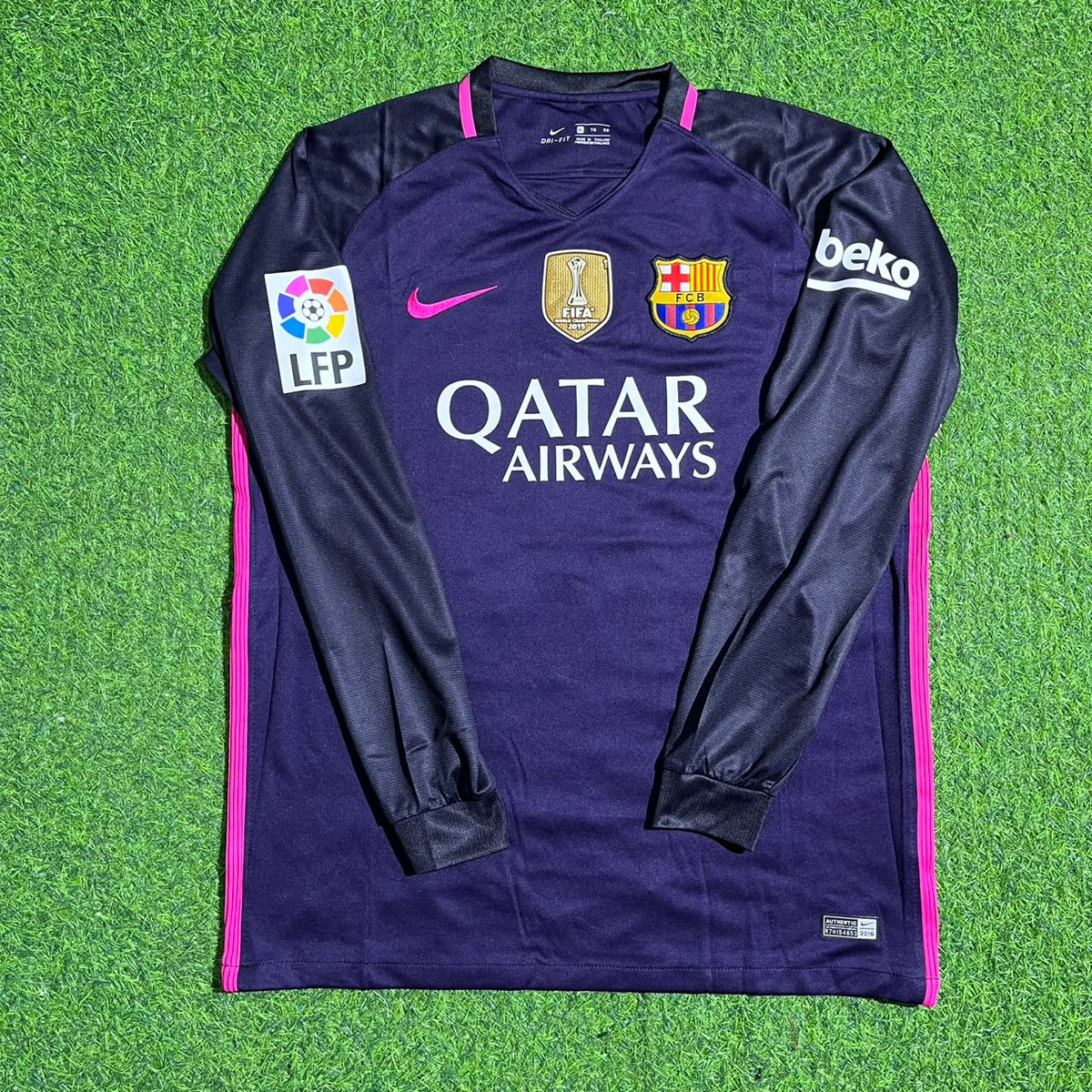 Sergio Busquets Barcelona 2014/2015 Retro Pink Printing Long Sleeve Jersey Maillot Trikot Maglia