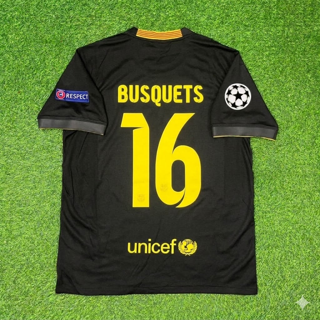 Sergio Busquets #16 Barcelona 2013-2014 Black Retro Football Jersey
