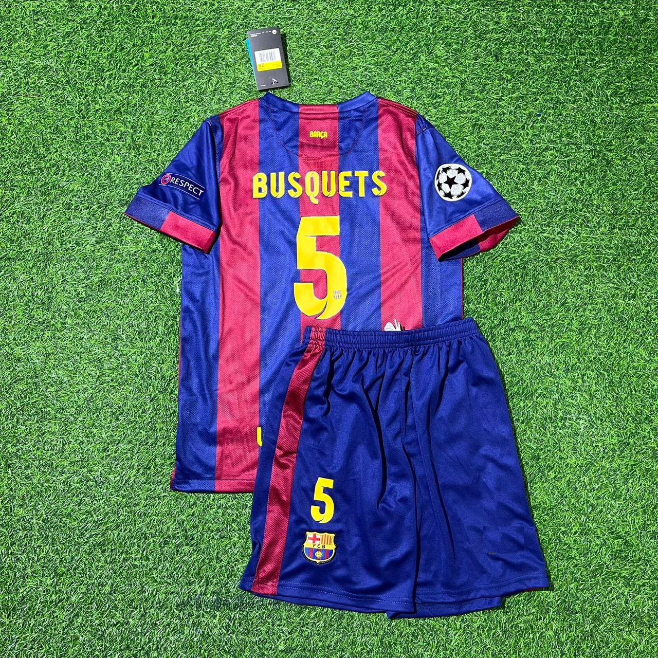 Sergio Busquets Barcelona 2015 Final Home Kids Football Kit