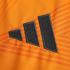 Orangefarbenes Special Edition-Trikot von Real Madrid