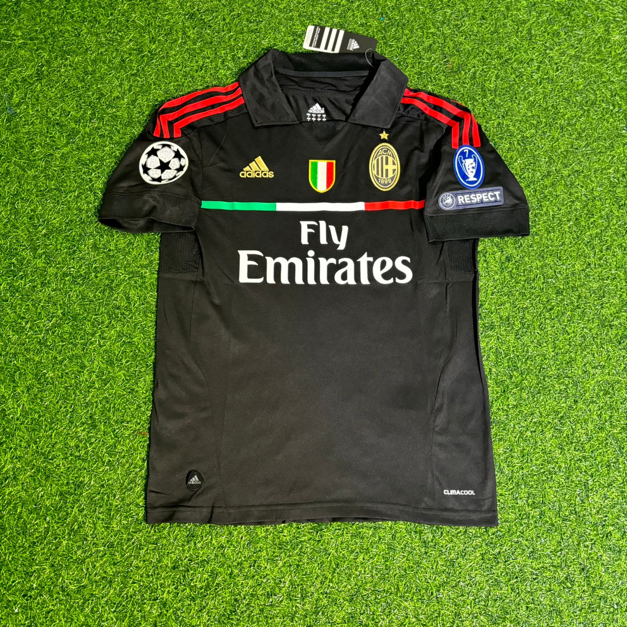 Stephan El Shaarawy 92 - Milan Third Kit 2011/12 Retro Kit Jersey Maillot Trikot Soccer Shirt