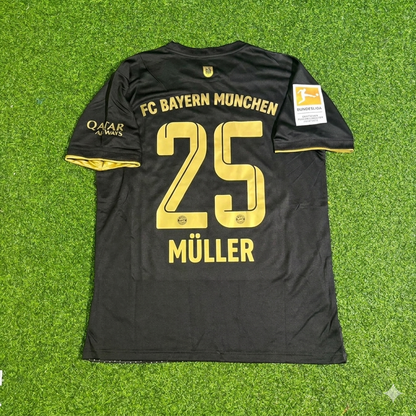 Thomas Müller Bayern Munich 2021-2022 Away Football Jersey
