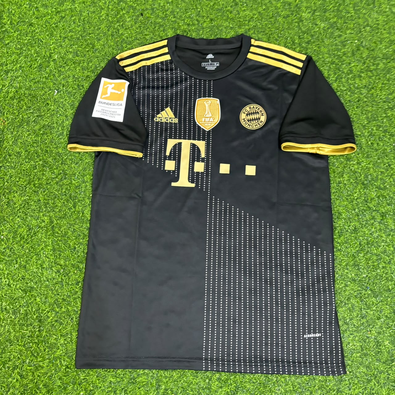 Thomas Müller Bayern Munich 2021-2022 Away Football Jersey