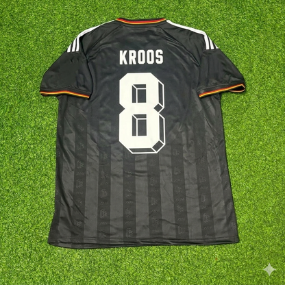 Toni Kroos 8# Maillot de Football Rétro Vintage Noir Allemagne