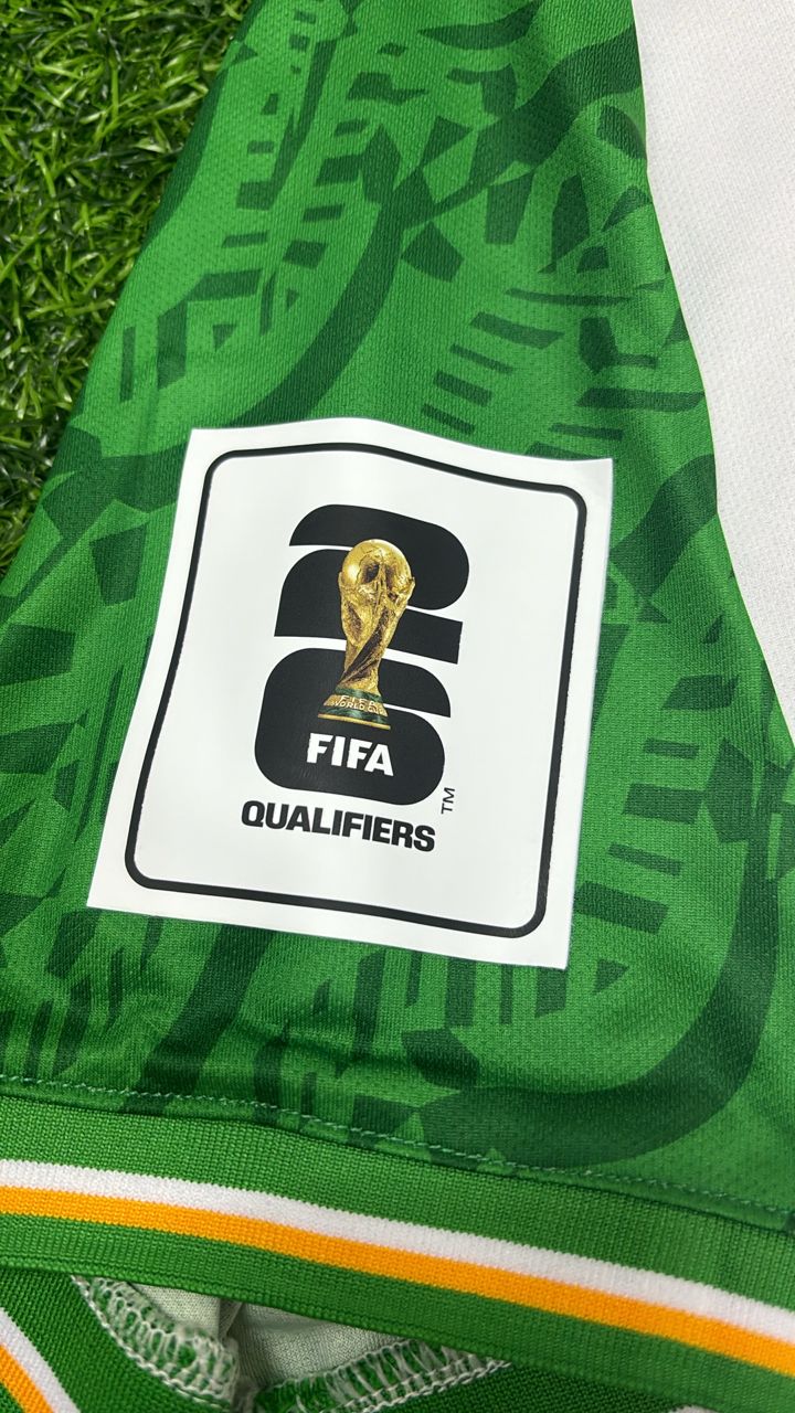 Maillot de football vert de l'équipe nationale d'Irlande (Troy Parrott)