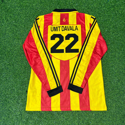 Ümit Davala Galatasaray 1999-2000 Long Sleeve Retro Football Jersey