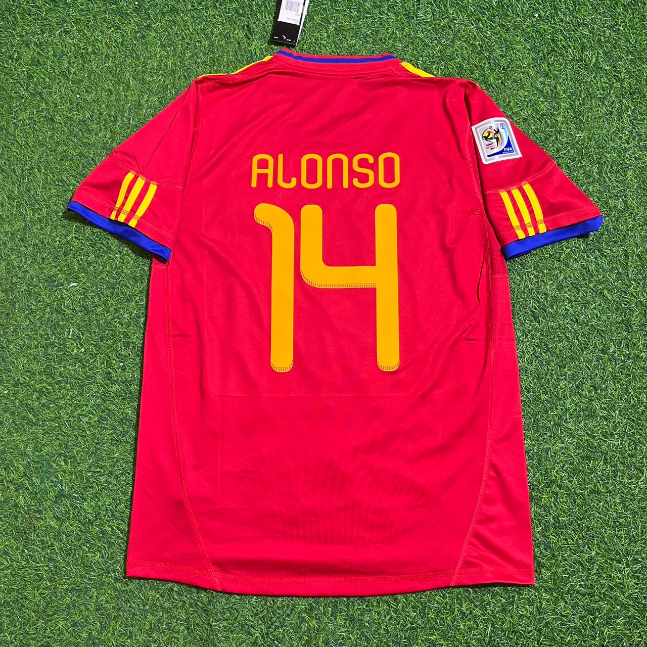 Xabi Alonso 14 – Spain 2010 World Cup Retro Kit Jersey – | Trikot | Maillot Soccer Shirt