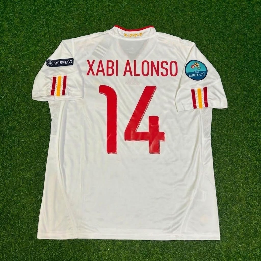 Xabi Alonso Spain EURO 2012 Final Retro Football Jersey Kit