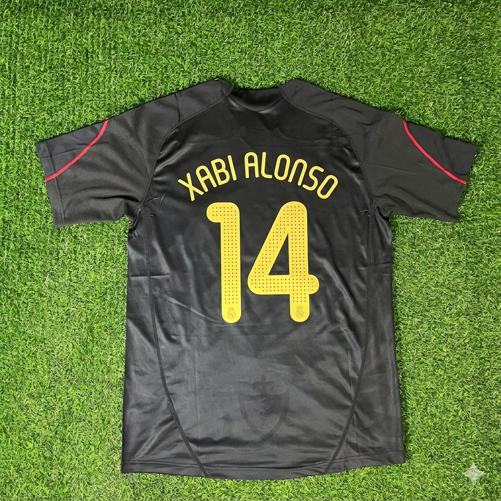 Xabi Alonso – Liverpool 2009-10 Black Retro Kit Jersey – | Trikot | Maillot Soccer Shirt