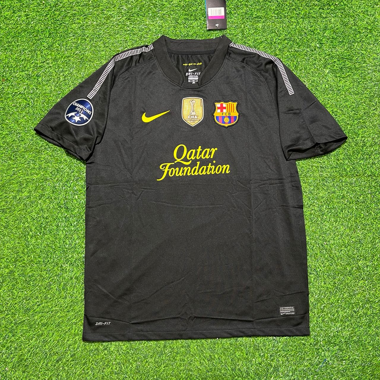 Xavi Barcelona 2011-2012 Black Retro Football Jersey Trikot
