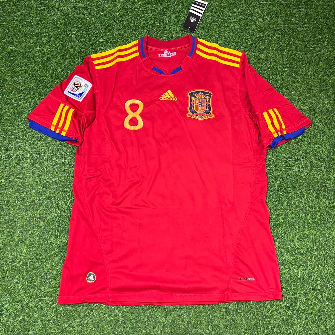Maillot rétro Xavi Hernandez 8 – Espagne Coupe du monde 2010 – | Maillot | Maillot de football