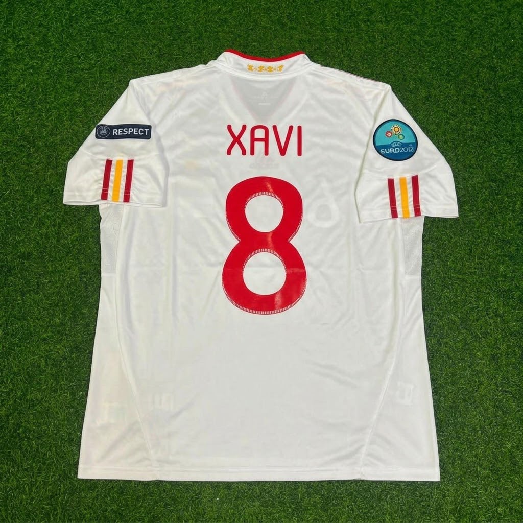 Xavi Hernandez Spain EURO 2012 Final Retro Football Jersey Kit