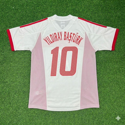 Yildiray Bastürk Türkiye 2002 World Cup White Retro Football Jersey