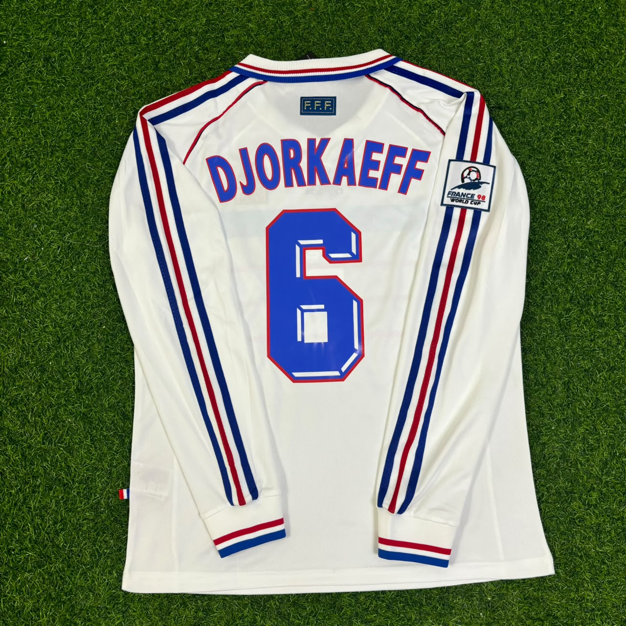 Maillot rétro manches longues extérieur blanc Youri Djorkaeff #6 France Coupe du Monde 1998