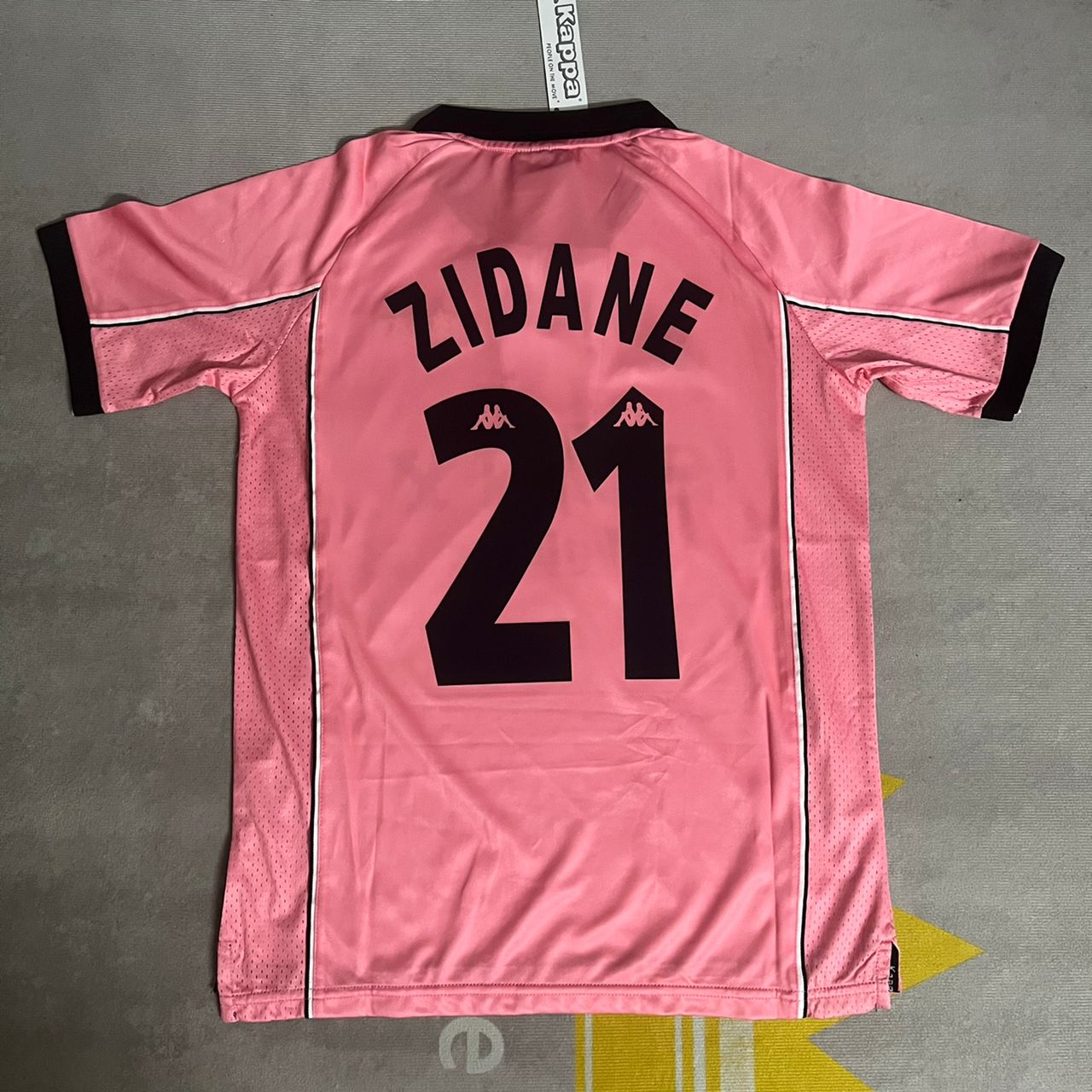 Zinedine Zidane Juventus 1996-1997 Retro Pink Jersey Trikot