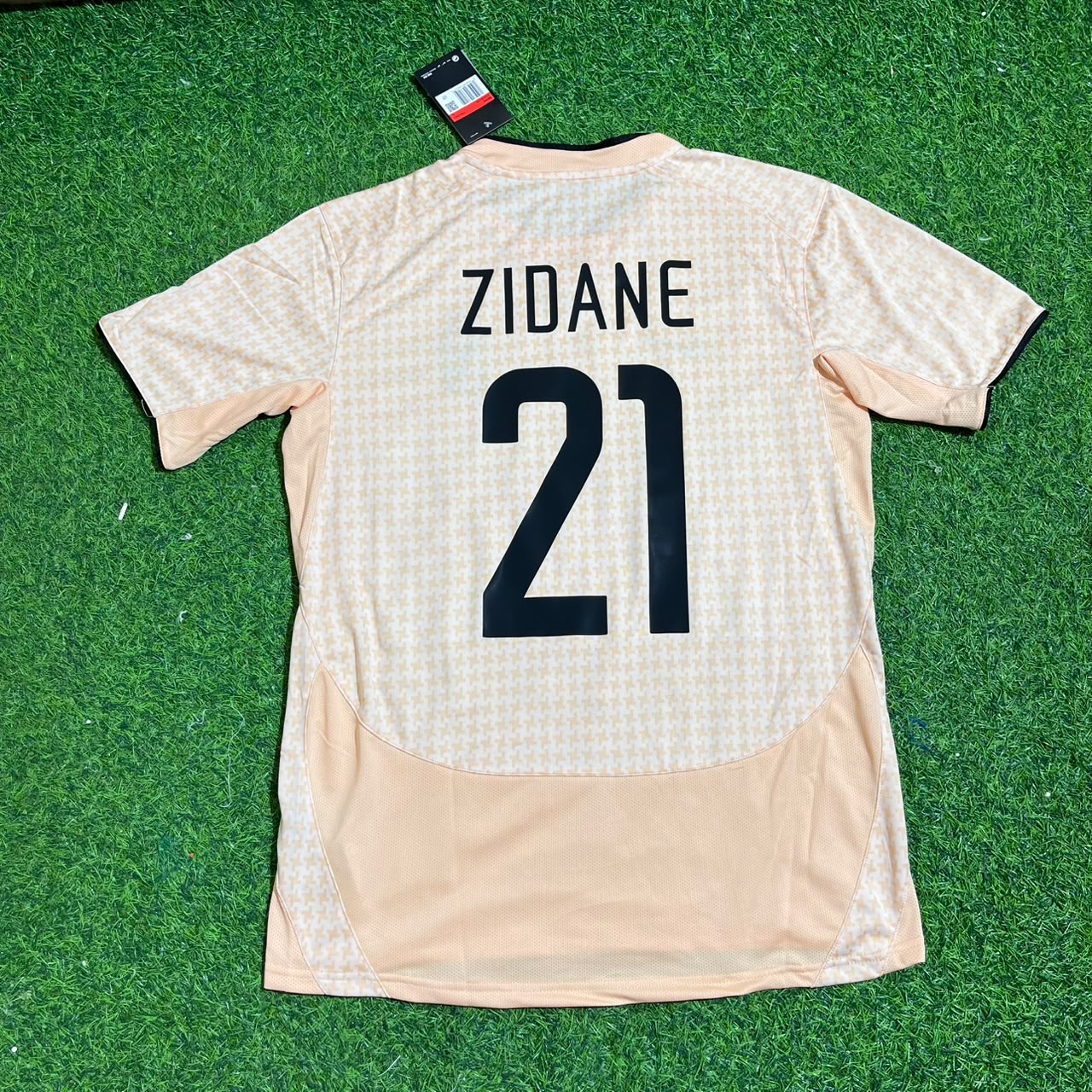 Zinedine Zidane 21 Juventus Away Retro Football Jersey